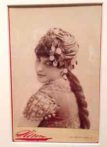 Carmencita’s fan photo (c. 1890). Source: NYPL Billy Rose Collection