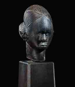 Sculptural Element from a Reliquary Ensemble: Head. The first African sculpture to be exhibited with modern masters in NY at Robert Coady’s Washington Square Gallery. This pre-1914 wood sculpture is from Gabon. Source: Curtis Galleries, Inc.