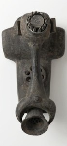 Tanavoli’s Persian Telephone I, a 1963 bronze sculpture inspired by Johns and Warhol. Source: Grey 