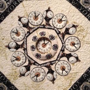 Center detail of First Prize quilt, Grand Central Terminal Mandala, by Ligaya Siachongco 